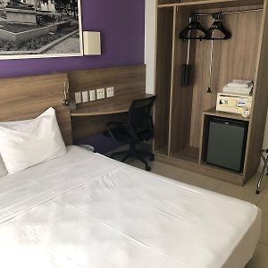 Queen Room Disability Access